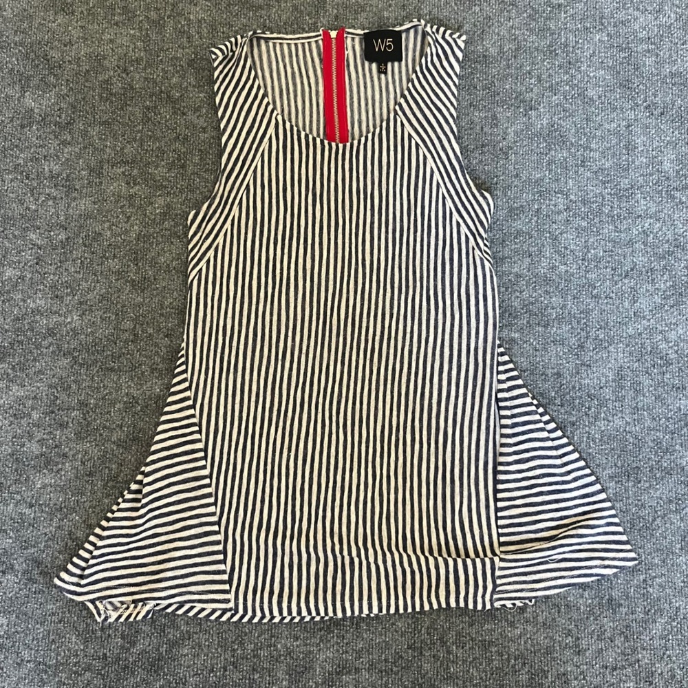 W5 Womens Small Striped Sleeveless Top Navy White Flared Hem Red Back Zip USA